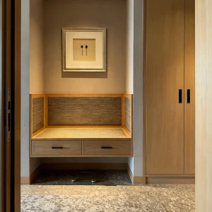 Luggage Storage Cabinet LC04